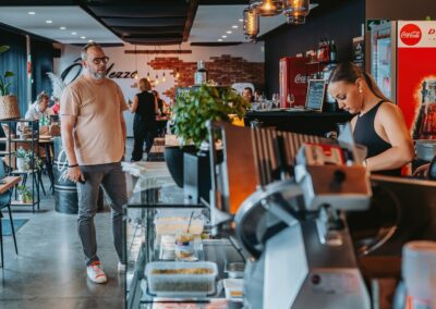 Omezzo Sandwicherie | O_Mezzo- SansLogo-70